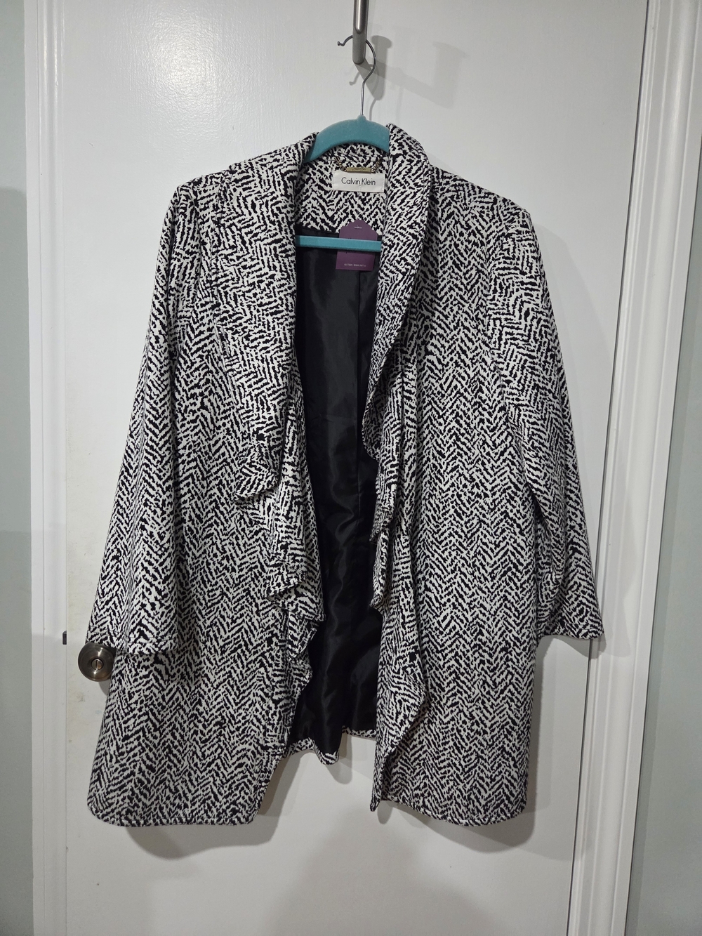Calvin Klein Black & White Patterned Open-Front Blazer